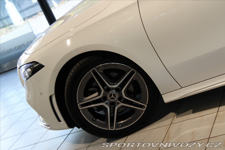 Mercedes-Benz A 200 AMG Line Fullservis / 2019