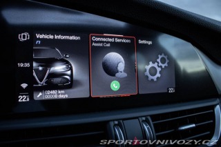 Alfa Romeo Giulia VELOCE Q4 /AJ NA SPLÁTKY 2020