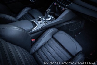 Alfa Romeo Giulia VELOCE Q4 /AJ NA SPLÁTKY 2020