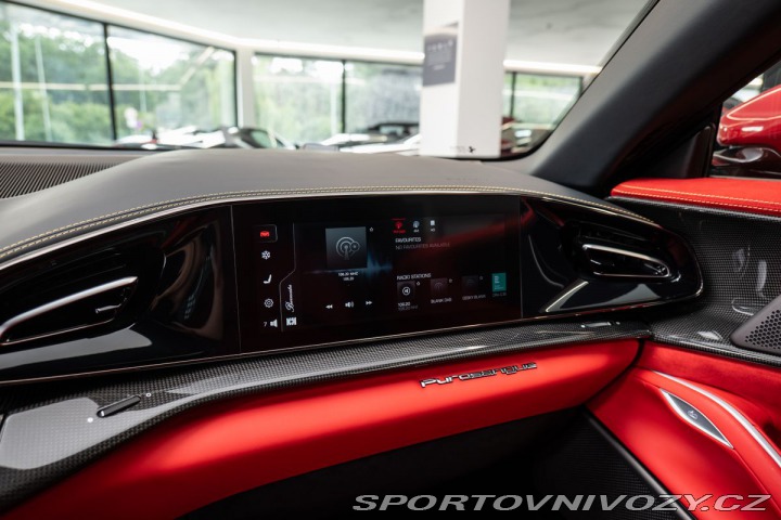 Ferrari Purosangue  1800