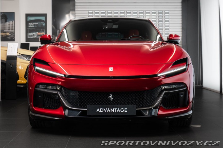 Ferrari Purosangue  2024