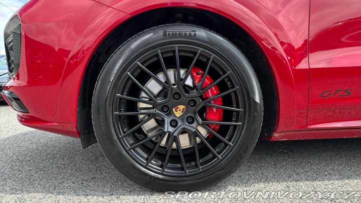 Porsche Cayenne GTS 2021