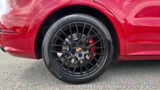 Porsche Cayenne GTS 2021