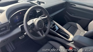 Porsche Macan Turbo 2025