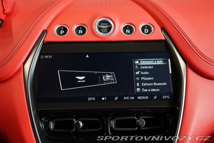 Aston Martin DBX PANO*CERAMIC*NEZ.TOP*BLAC 2023