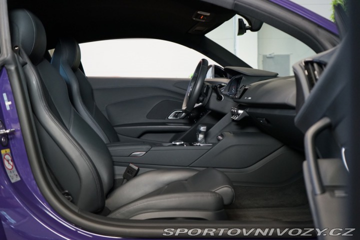 Audi R8 V10*RWD*ULTRA-VIOLET*ZÁRU 2022