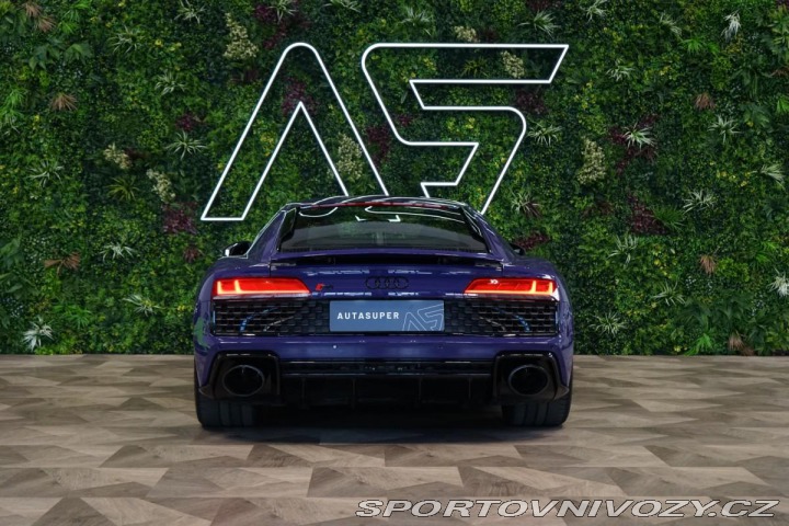Audi R8 V10*RWD*ULTRA-VIOLET*ZÁRU 2022