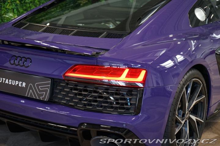 Audi R8 V10*RWD*ULTRA-VIOLET*ZÁRU 2022