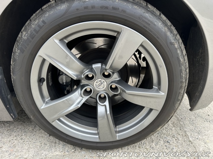 Nissan 370 Z  2010