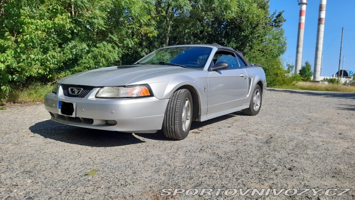 Ford Mustang 2001