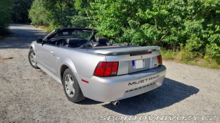 Ford Mustang 2001