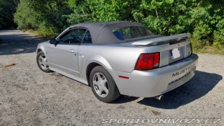 Ford Mustang 2001