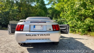 Ford Mustang 2001