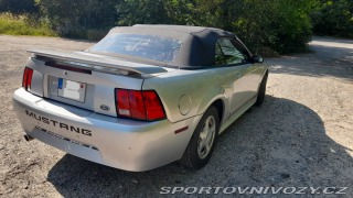 Ford Mustang 2001
