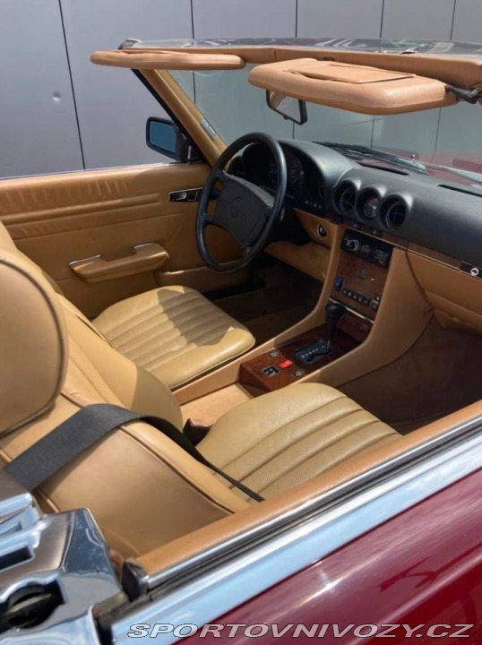 Ostatní značky Ostatní modely Bercedes Benz 560 SL 1988