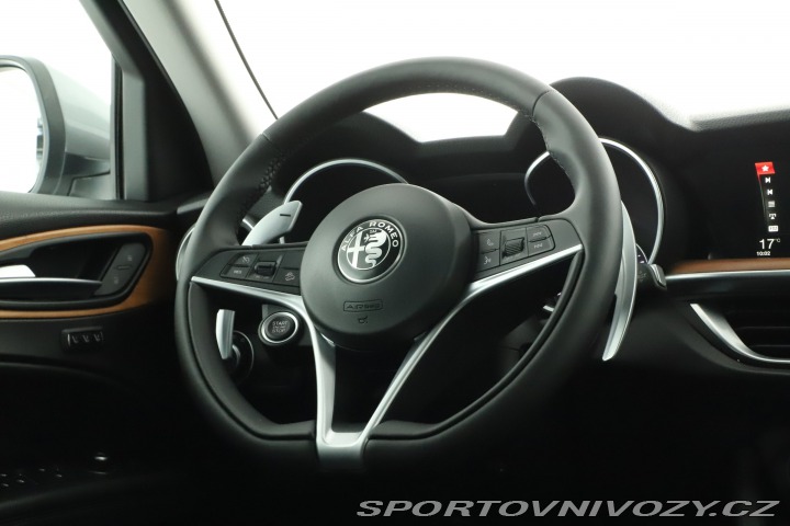 Alfa Romeo Stelvio 2.0 Turbo Q4 2017