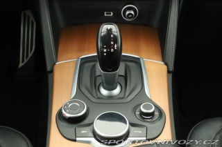 Alfa Romeo Stelvio 2.0 Turbo Q4 2017