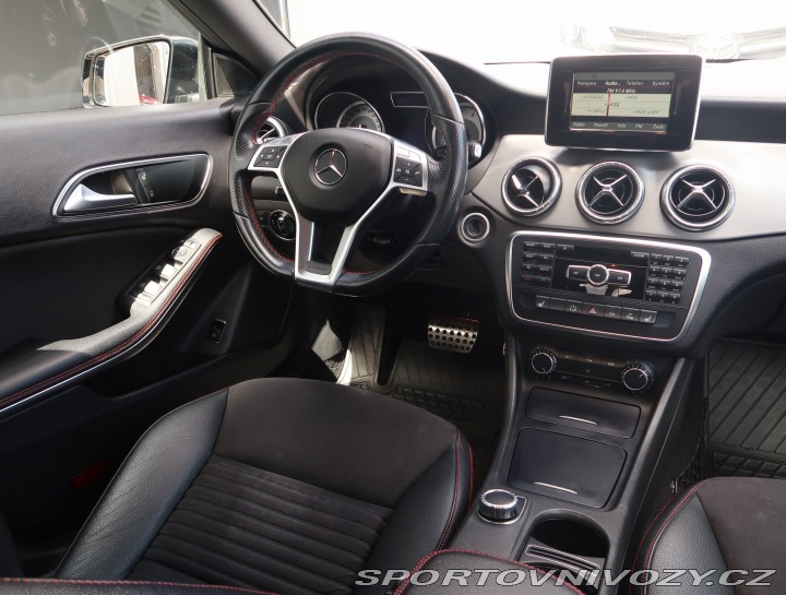 Mercedes-Benz CLA 250 4MATIC 2014