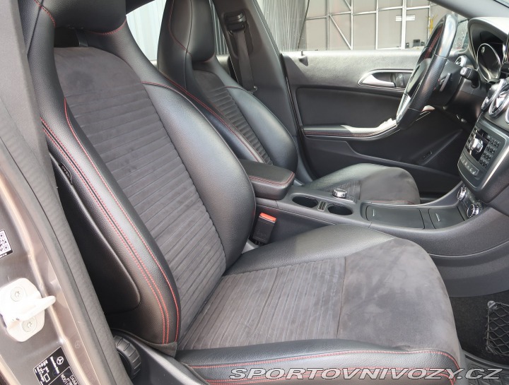 Mercedes-Benz CLA 250 4MATIC 2014