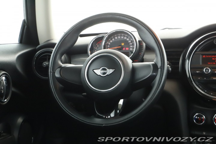 Mini Cooper Cooper D 2016