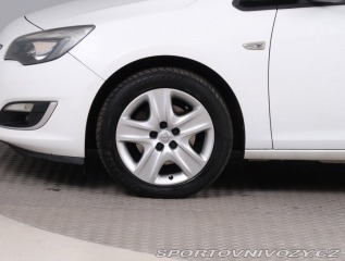 Opel Astra Comfort 2.0 CDTI 2013