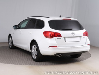 Opel Astra Comfort 2.0 CDTI 2013