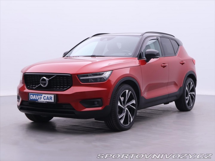 Volvo Ostatní modely XC40 2,0 182KW R-DESIGN Kamera 2018