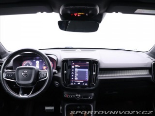 Volvo Ostatní modely XC40 2,0 182KW R-DESIGN Kamera 2018