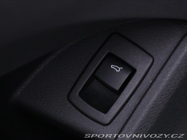 BMW X1 2,0 20i xDrive 141kW M-Pa 2020