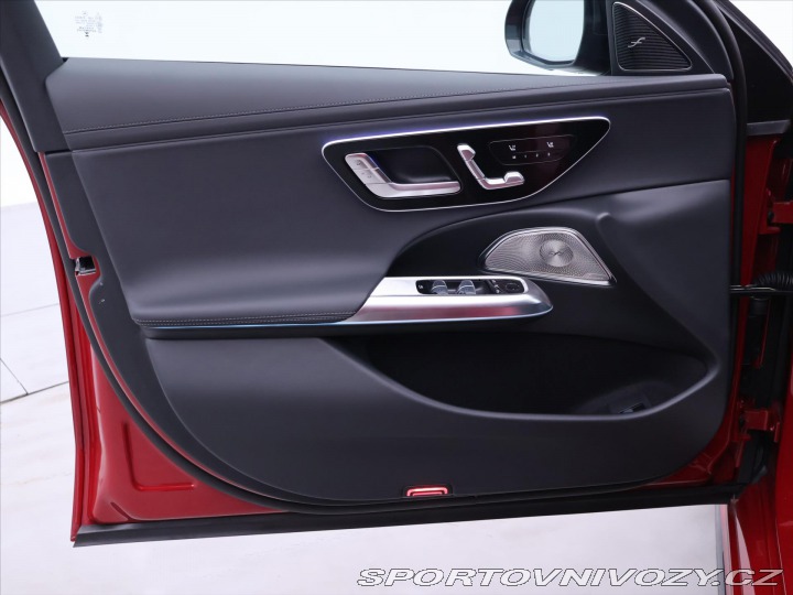 Mercedes-Benz E 2,0 220d 4MATIC AMG Premu 2025