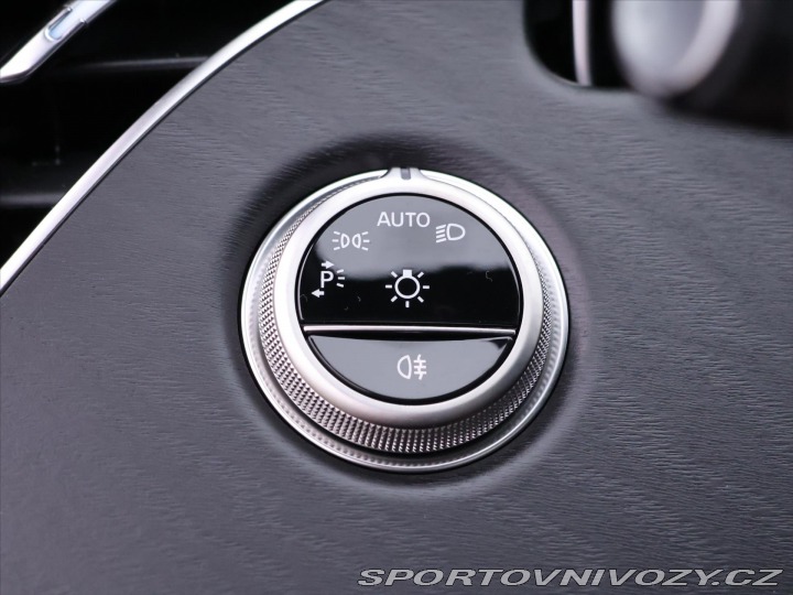 Mercedes-Benz E 2,0 220d 4MATIC AMG Premu 2025
