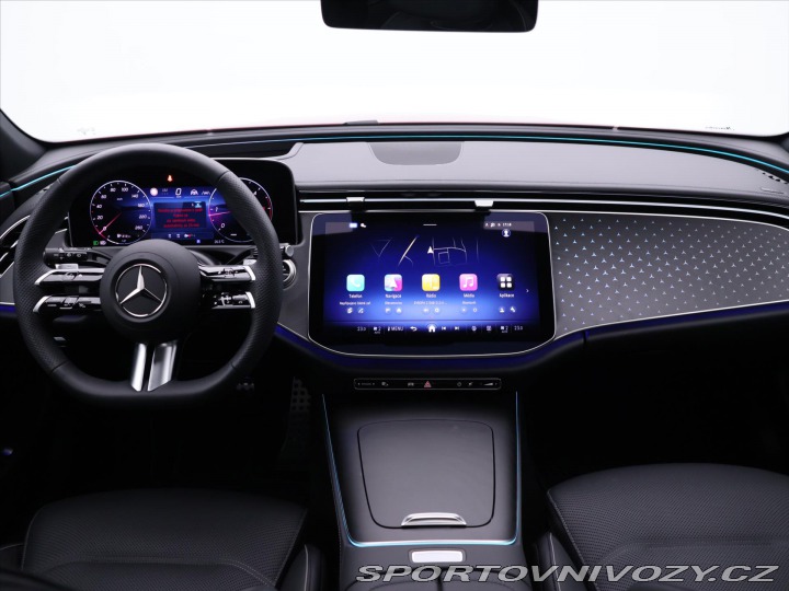 Mercedes-Benz E 2,0 220d 4MATIC AMG Premu 2025