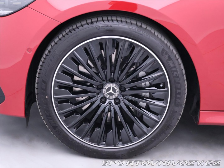 Mercedes-Benz E 2,0 220d 4MATIC AMG Premu 2025
