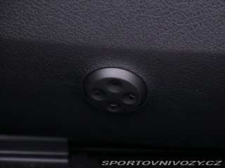 Mercedes-Benz E 2,0 220d 4MATIC AMG Premu 2025