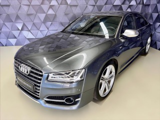 Audi S8 4,0 TFSI QUATTRO EXCLUSIV