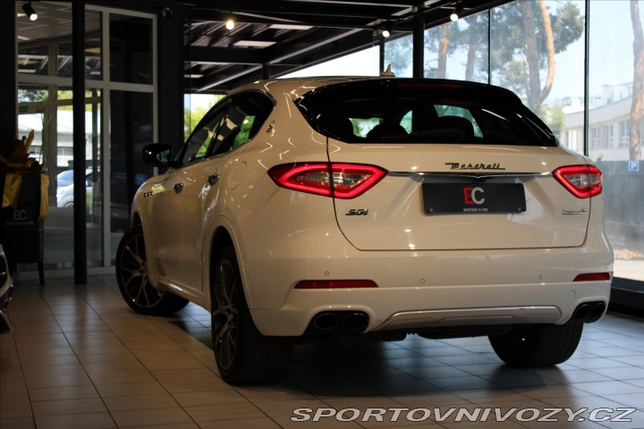 Maserati Levante S Q4 GranLusso Rosso/Grig 2017