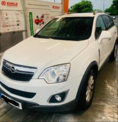 Opel  Antara 2,2   Rok 2012 Najeto 141