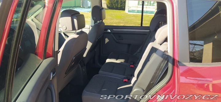 Volkswagen Ostatní modely Touran 2,0 TDI DPF COMFORTLINE 2013