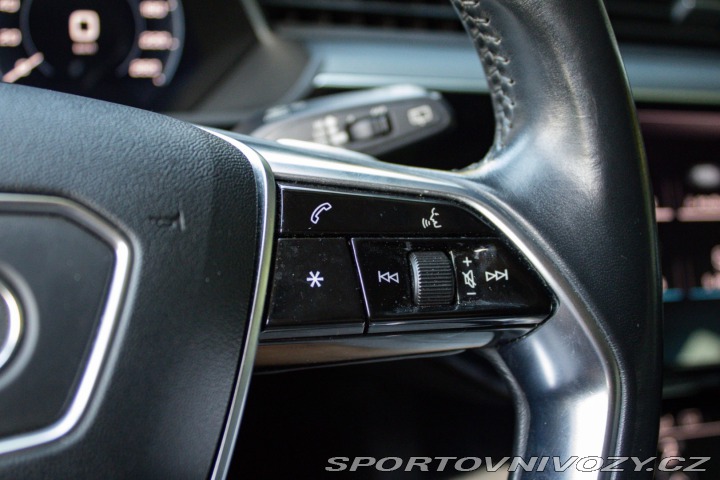 Audi Ostatní modely E-tron 55 quattro /aj na splátk 2019