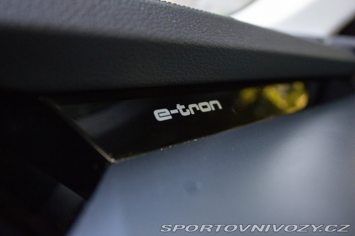Audi Ostatní modely E-tron 55 quattro /aj na splátk 2019