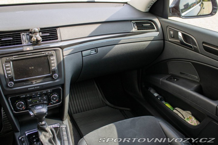 Škoda Superb Combi 3.6 FSI V6 4x4 L&a 2012