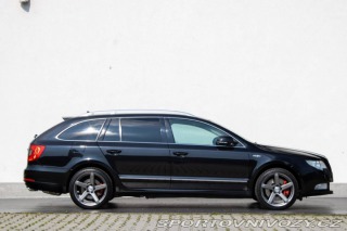 Škoda Superb Combi  3.6 FSI V6 4x4 L&a 2012