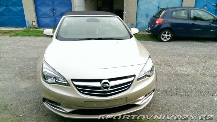 Opel Cascada 2015