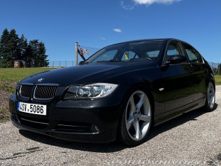 BMW 3 E90 330i