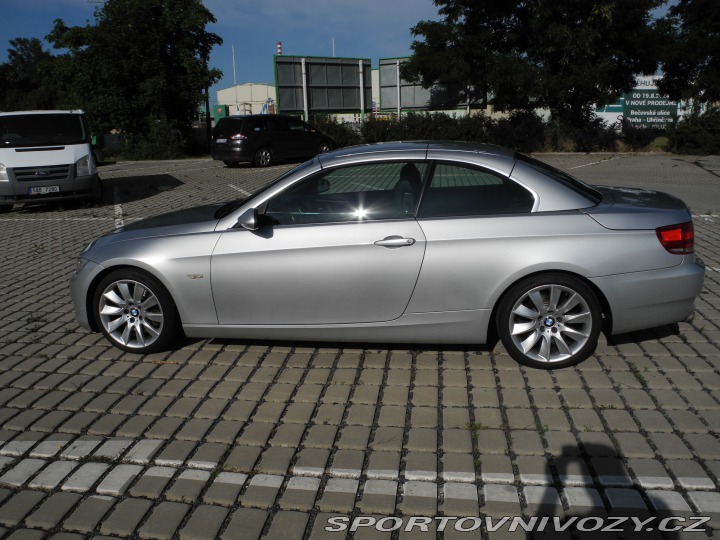 BMW 3 E93 330i 2008