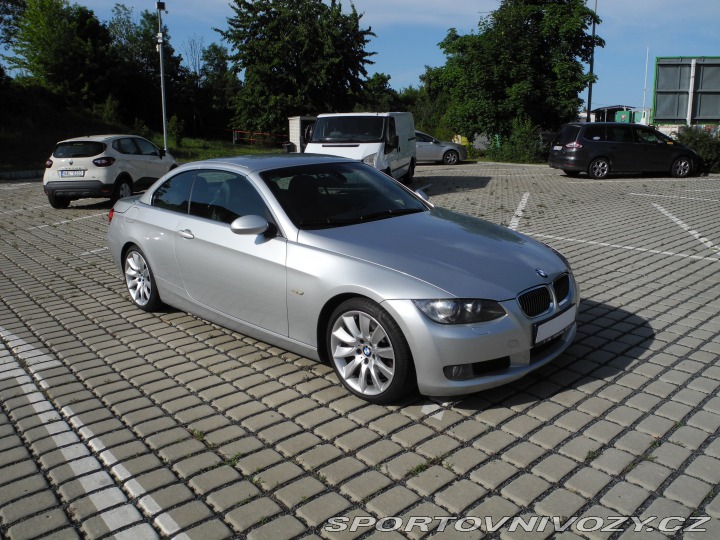BMW 3 E93 330i 2008