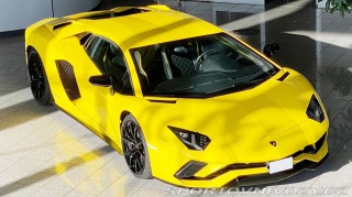 Lamborghini Aventador 