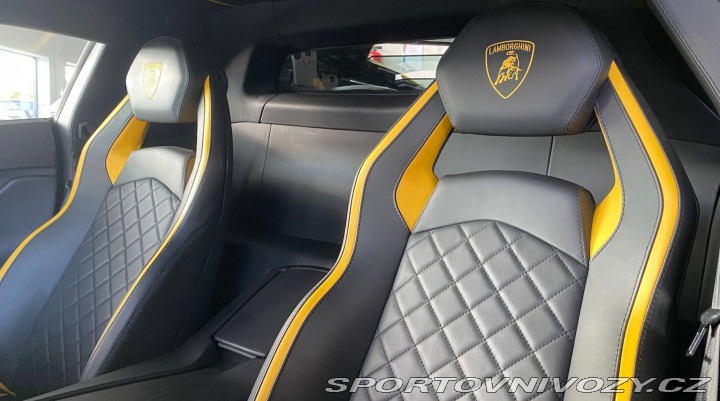 Lamborghini Aventador 2017