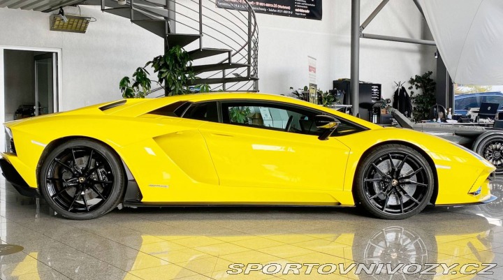 Lamborghini Aventador 2017