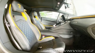 Lamborghini Aventador 2017